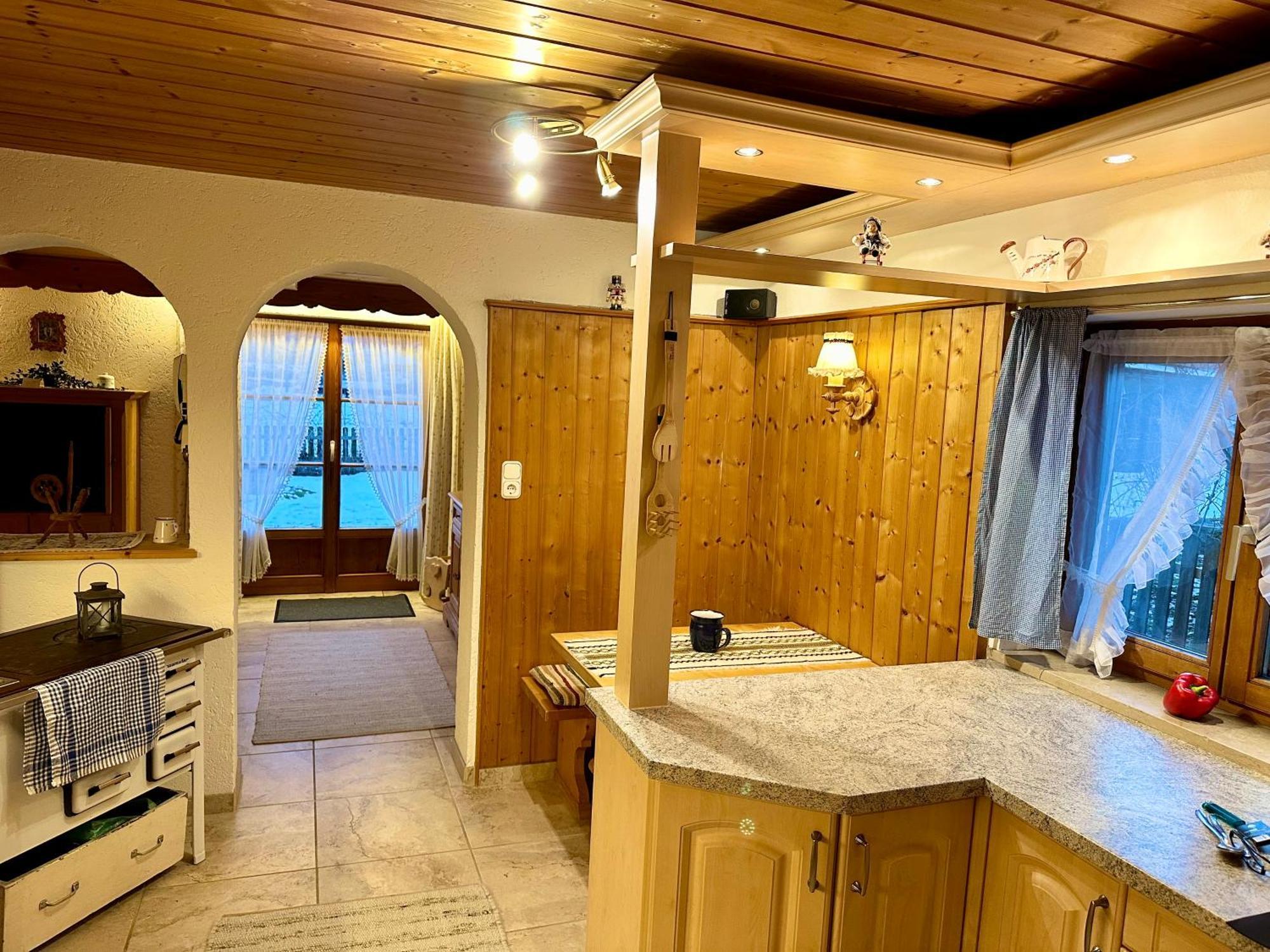 Suite Sinja Erlebnisferienwohnung Hausham Kültér fotó